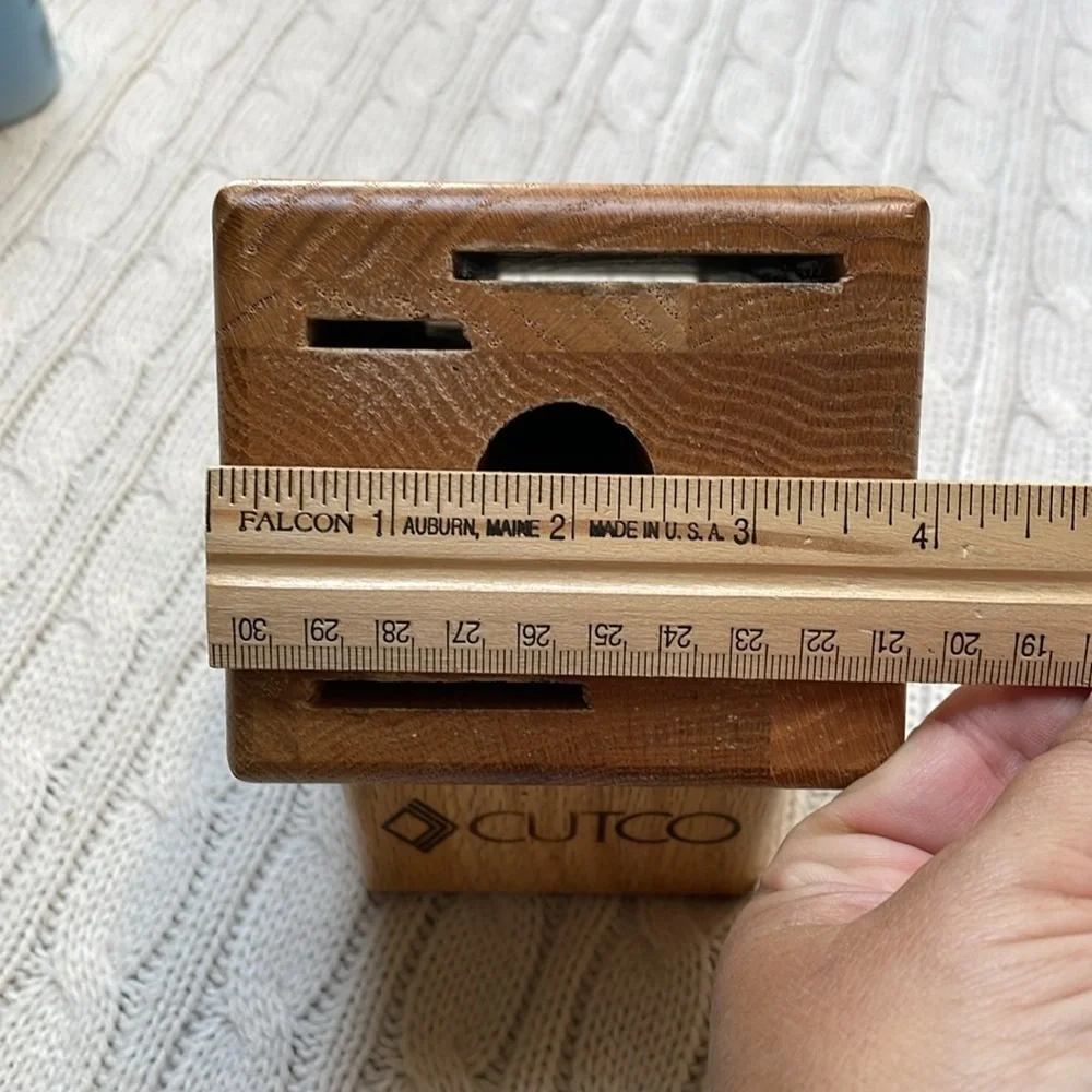 Cutco Knife Block Essentials oak 5 slots 4 Knife. 1 Hole Made USA 4 rubber feet